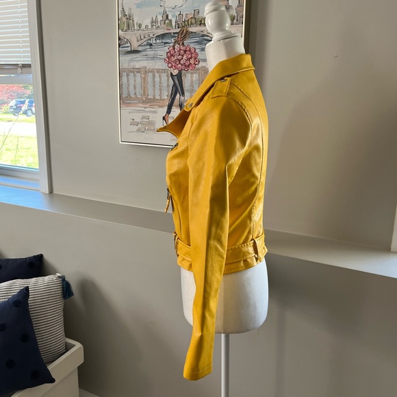 ❌SOLD Kela Yila Faux Leather Jacket - Picture 4 of 8